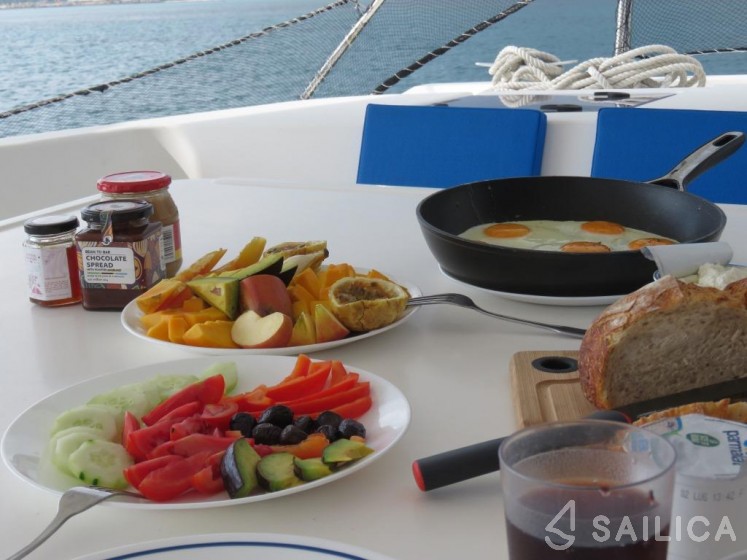 Leopard 48 - Yacht Charter Sailica
