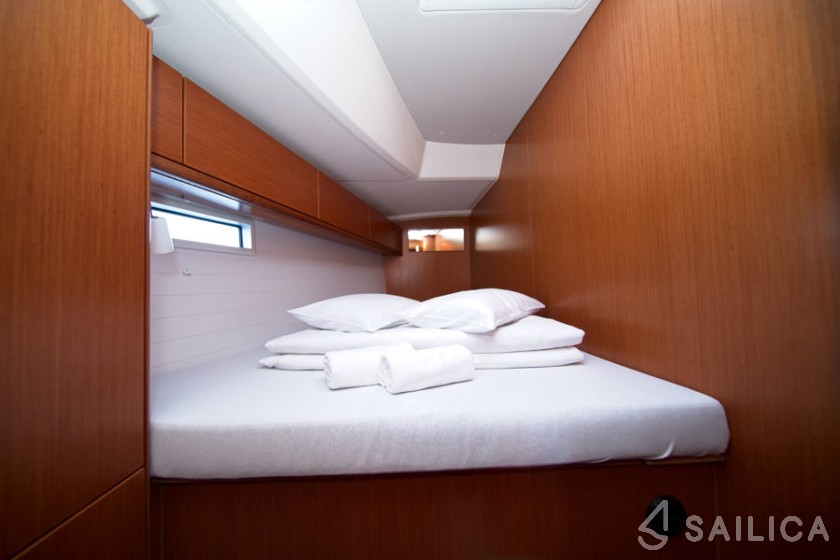 Bavaria 46 Cruiser - Yacht Charter Sailica
