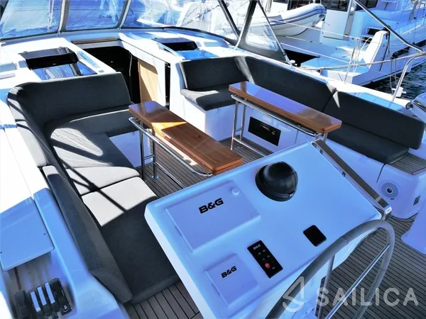 Hanse 548 - Yacht Charter Sailica