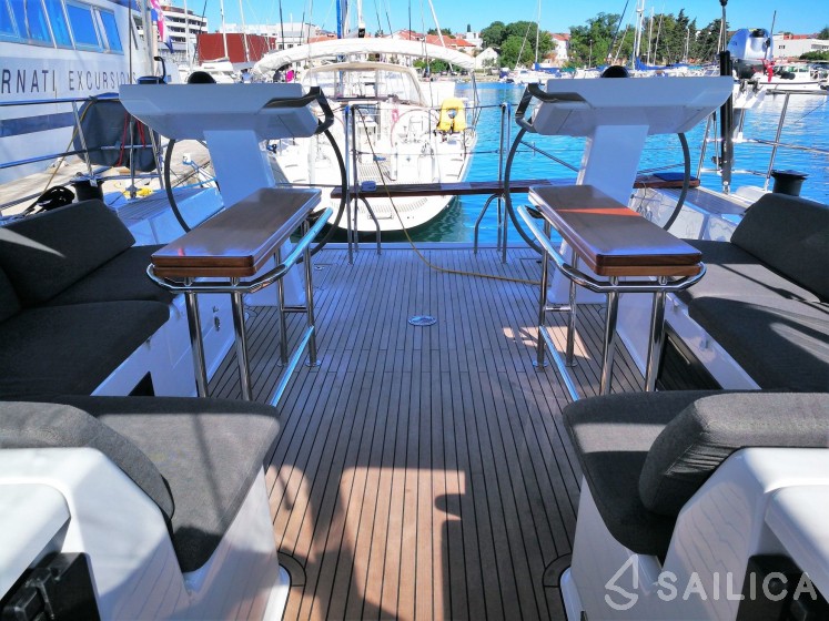 Hanse 548 - Yacht Charter Sailica