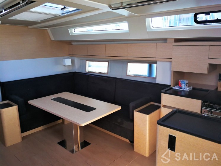 Hanse 548 - Yacht Charter Sailica