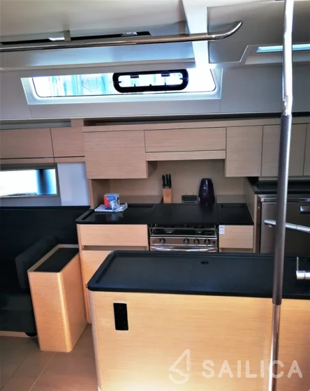 Hanse 548 - Yacht Charter Sailica