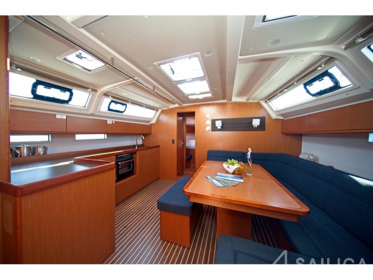 Bavaria 46 Cruiser - Yacht Charter Sailica