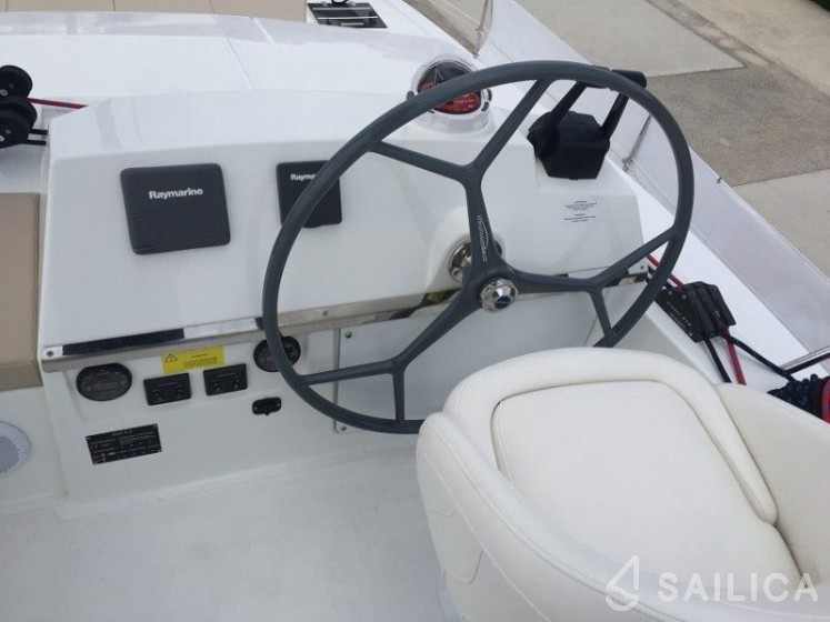 Bali 4.3 - Yacht Charter Sailica