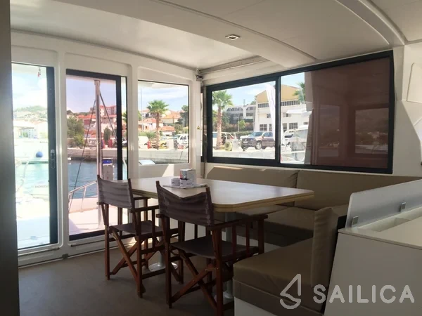 Bali 4.3 - Yacht Charter Sailica