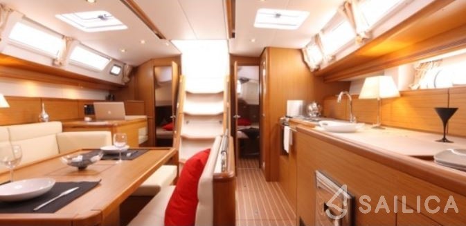 Sun Odyssey 44 i - Yacht Charter Sailica