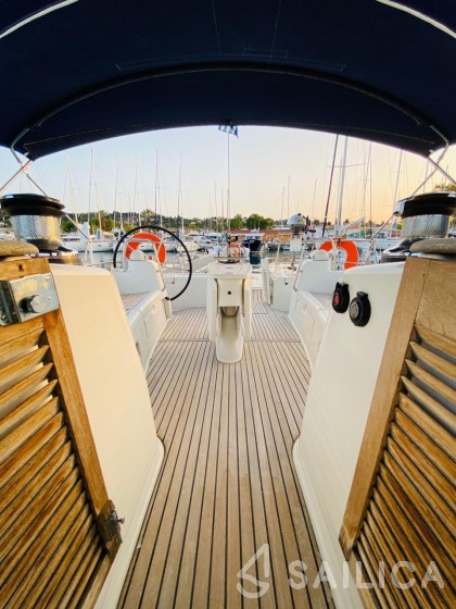 Oceanis 50 Family - Yacht Charter Sailica