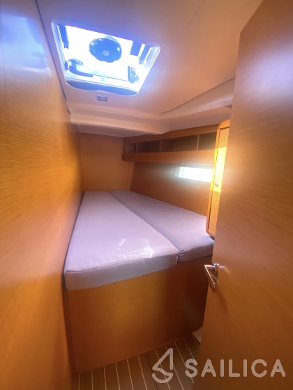 Sun Odyssey 479 - Yacht Charter Sailica