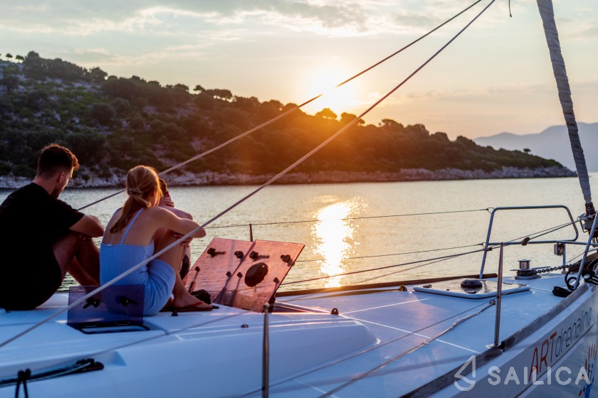 Sun Odyssey 479 - Yacht Charter Sailica