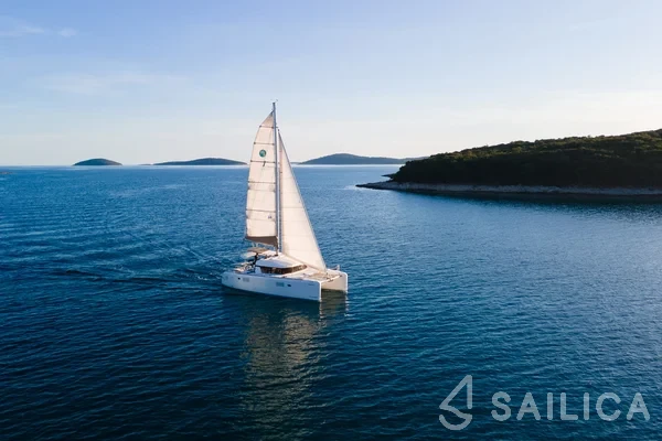 Lagoon 39 - Yacht Charter Sailica