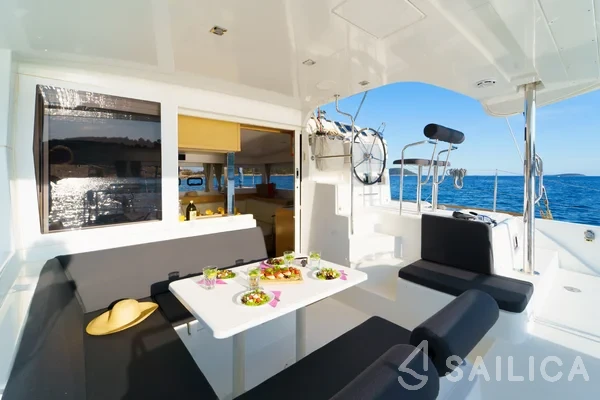 Lagoon 39 - Yacht Charter Sailica