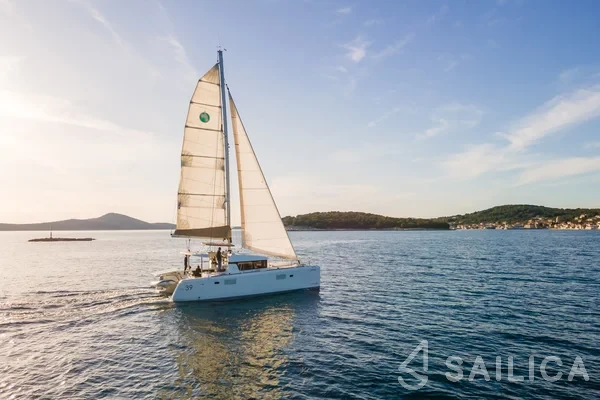 Lagoon 39 - Yacht Charter Sailica