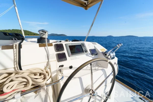 Lagoon 39 - Yacht Charter Sailica