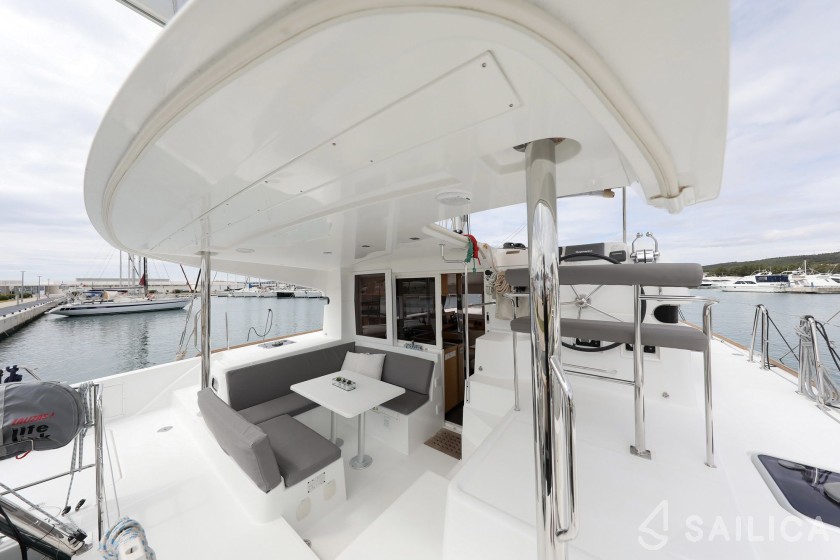 Lagoon 39 - Yacht Charter Sailica