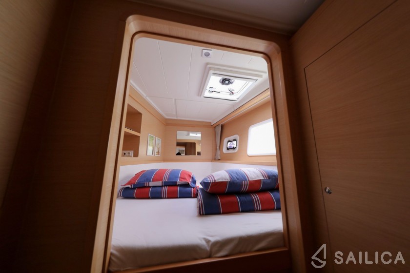 Lagoon 39 - Yacht Charter Sailica