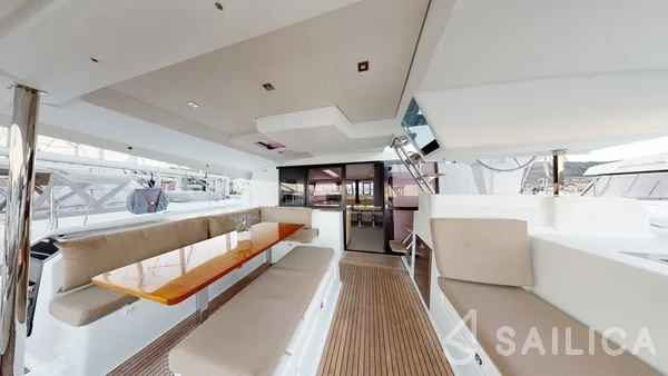 Saona 47 - Yacht Charter Sailica