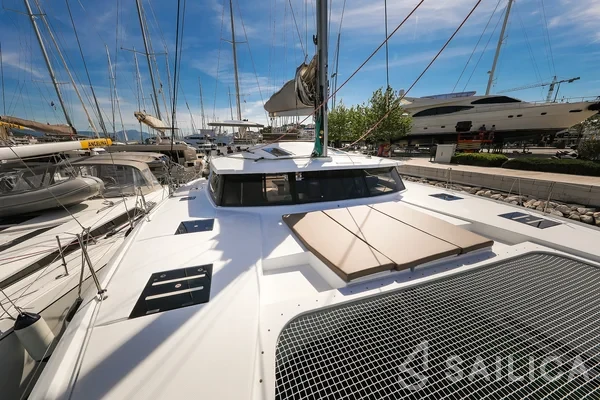 Saona 47 - Yacht Charter Sailica