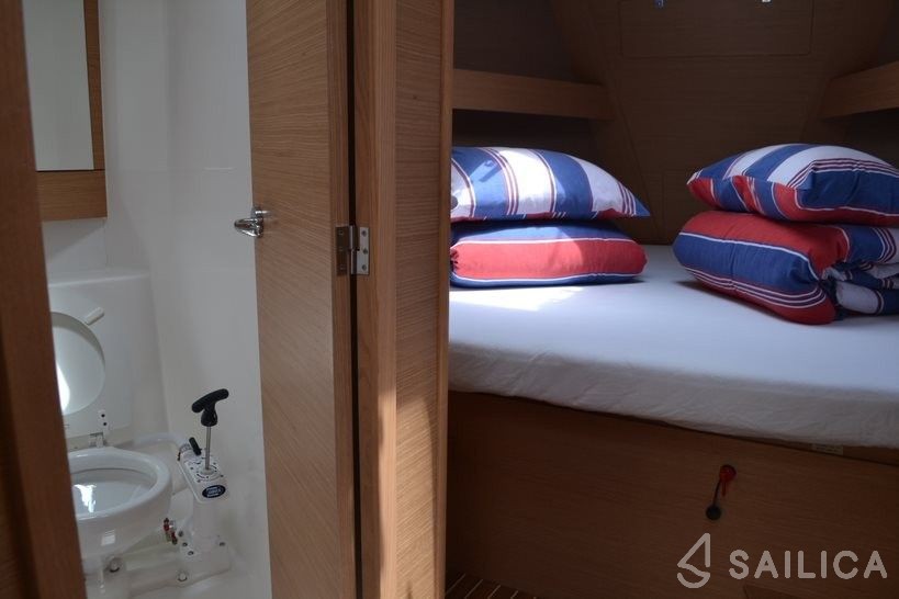 Dufour 412 GL - Yacht Charter Sailica