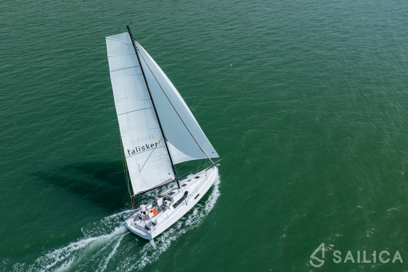 Pogo 36 - Yacht Charter Sailica