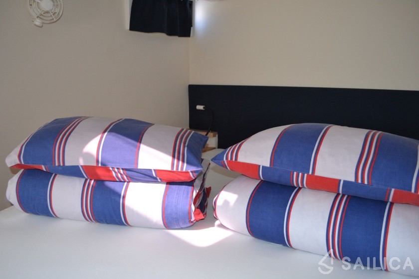 Saba 50 - Yacht Charter Sailica