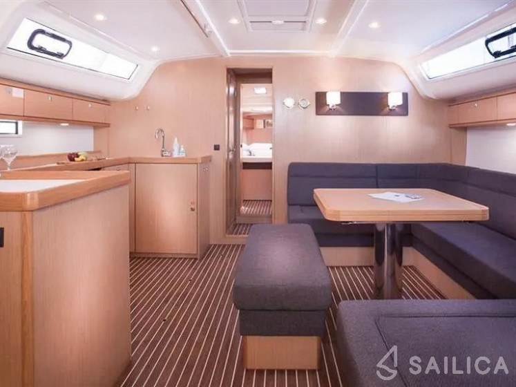 Bavaria 51 Cruiser - Yacht Charter Sailica