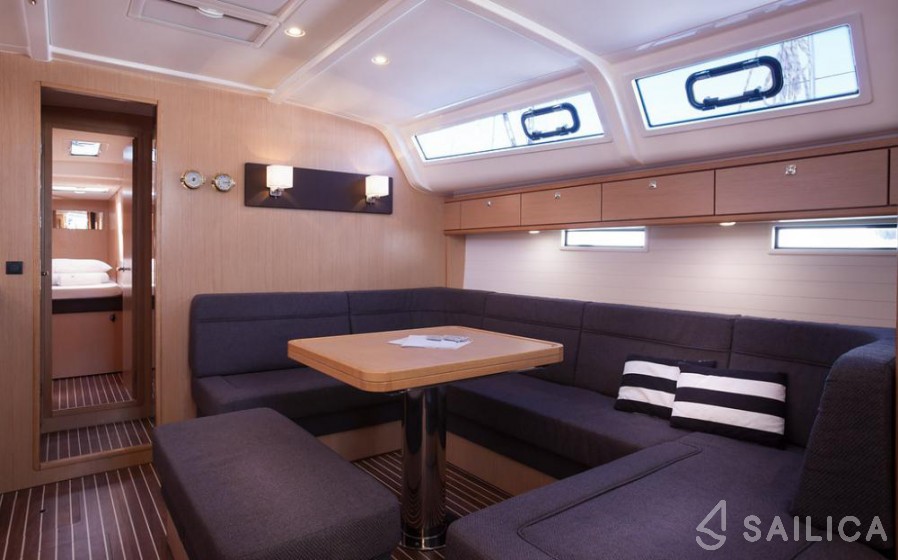 Bavaria 51 Cruiser - Yacht Charter Sailica