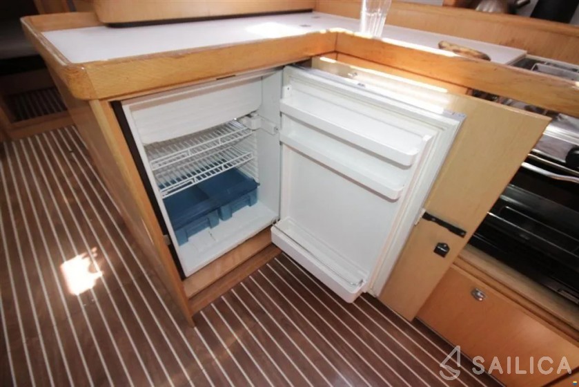 Bavaria 51 Cruiser - Yacht Charter Sailica