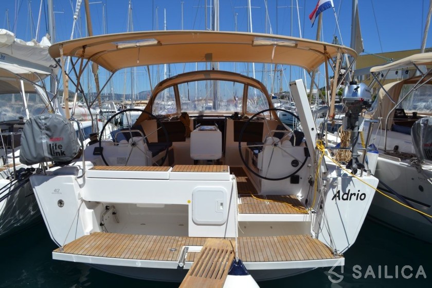 Dufour 412 GL - Yacht Charter Sailica