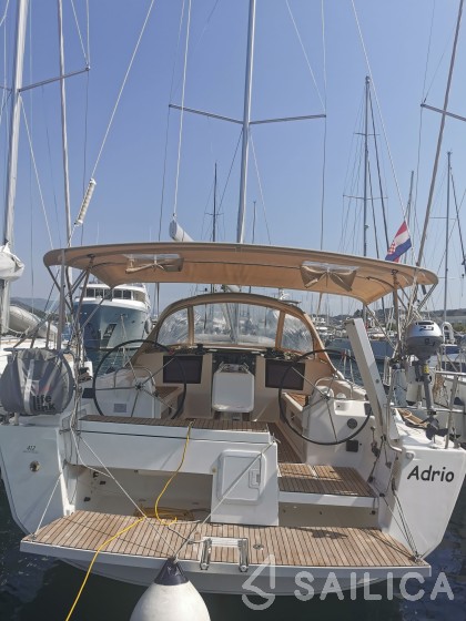 Dufour 412 GL - Yacht Charter Sailica
