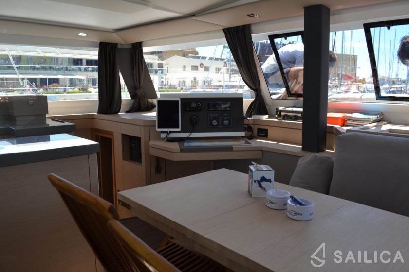Saona 47 - Yacht Charter Sailica