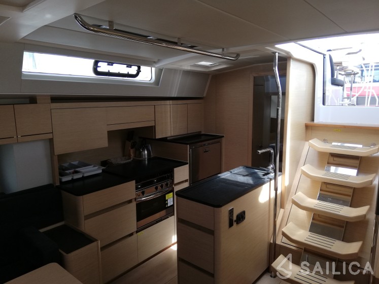 Hanse 548 - Yacht Charter Sailica