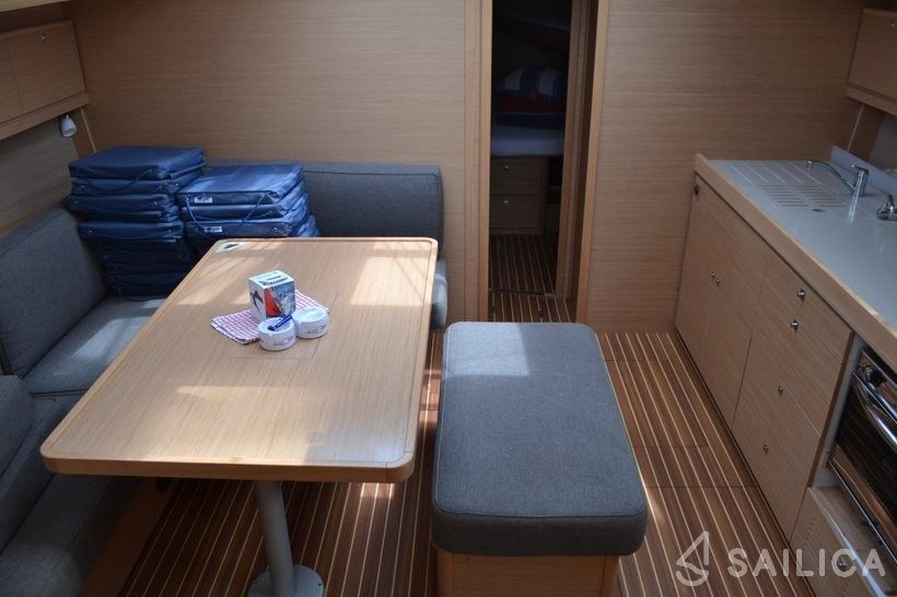 Dufour 460 GL - Yacht Charter Sailica