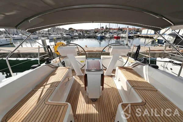 Hanse 455 - Yacht Charter Sailica