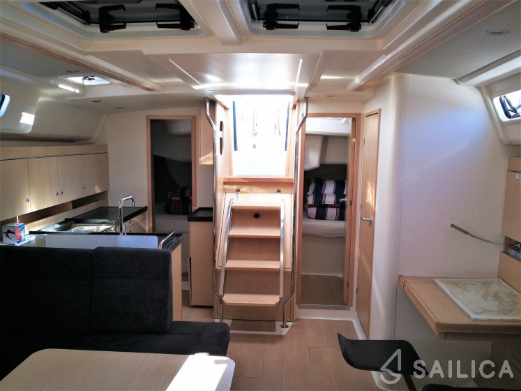 Hanse 455 - Yacht Charter Sailica