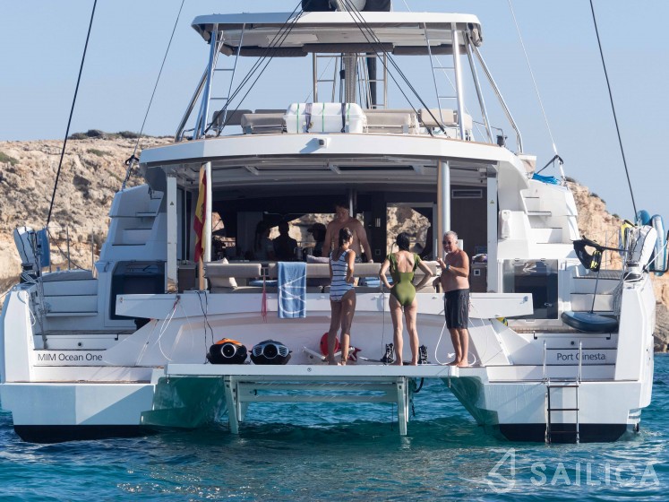 Bali 5.4. - Yacht Charter Sailica