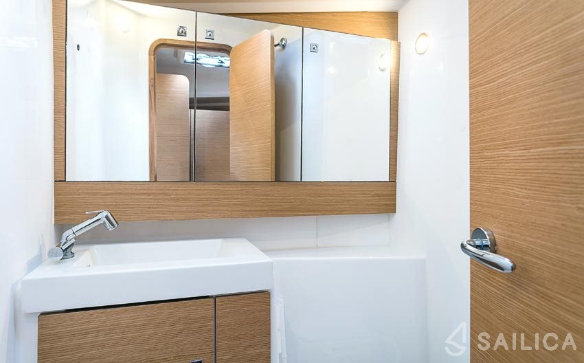 Dufour 412 GL - Yacht Charter Sailica