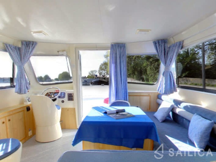 Le Boat Calypso - Yacht Charter Sailica