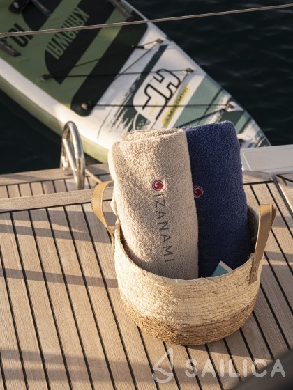 First 53 - Yacht Charter Sailica