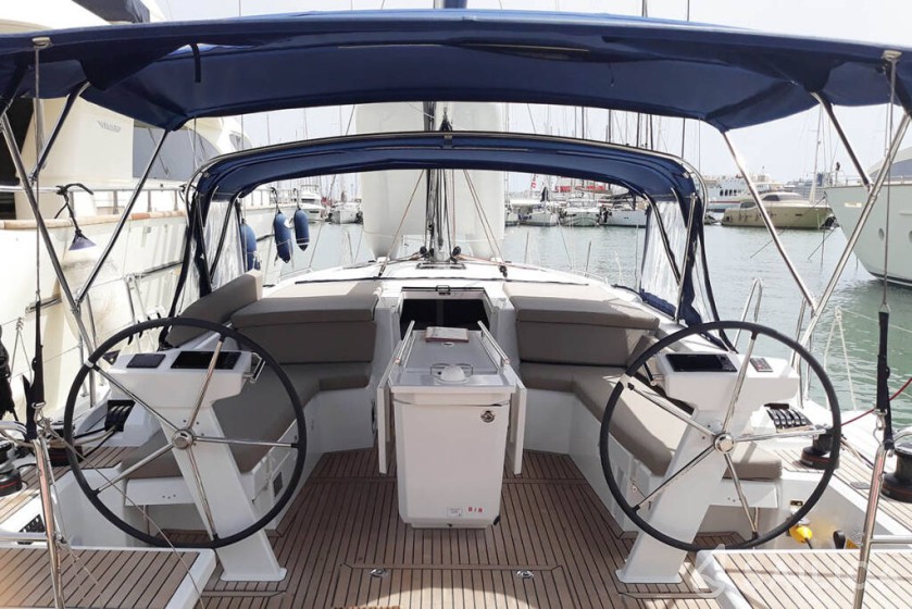 Oceanis 46.1 - Yacht Charter Sailica