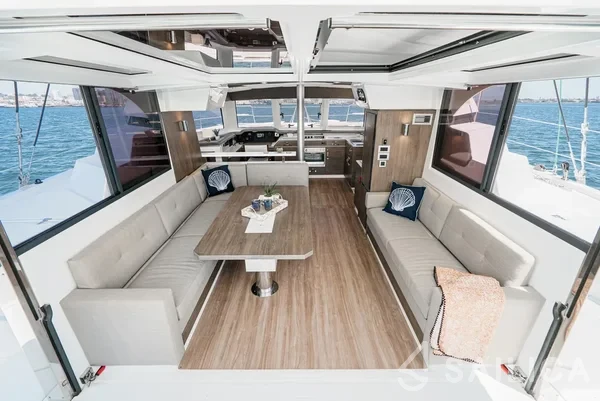 Bali 4.4 - Yacht Charter Sailica