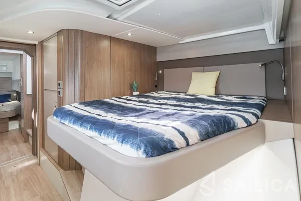 Bali 4.4 - Yacht Charter Sailica
