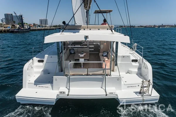 Bali 4.4 - Yacht Charter Sailica