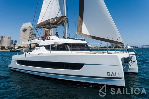 Bali 4.4 - Yacht Charter Sailica