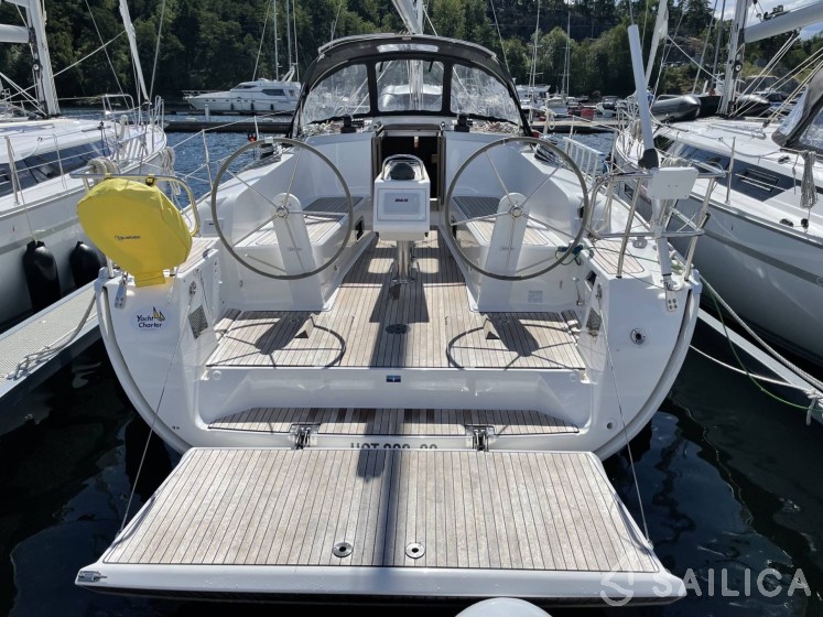Bavaria 41 Cruiser - Yacht Charter Sailica