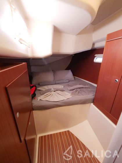 Hanse 455 - Yacht Charter Sailica