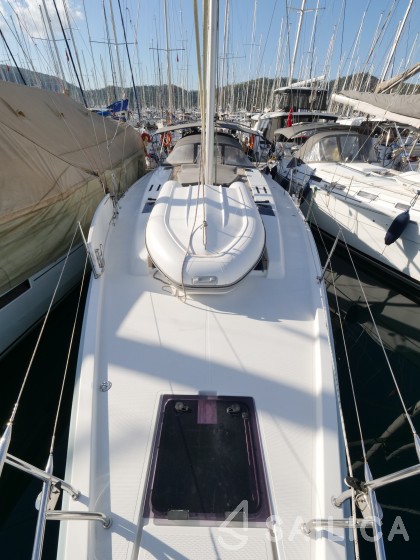 Hanse 455 - Yacht Charter Sailica