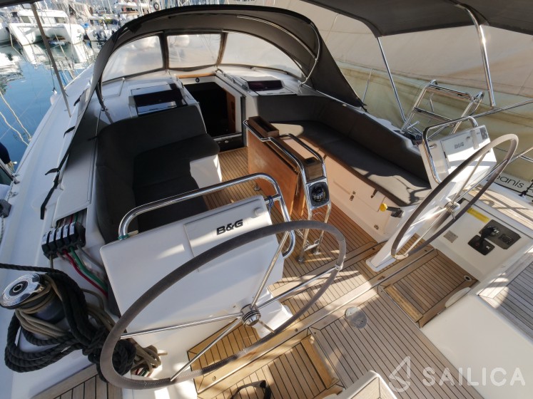 Hanse 455 - Yacht Charter Sailica