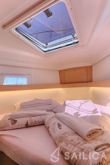 Elan 45 Impression - Yacht Charter Sailica
