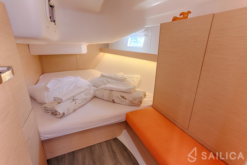 Elan 45 Impression - Yacht Charter Sailica