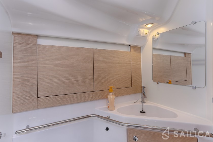 Elan 45 Impression - Yacht Charter Sailica